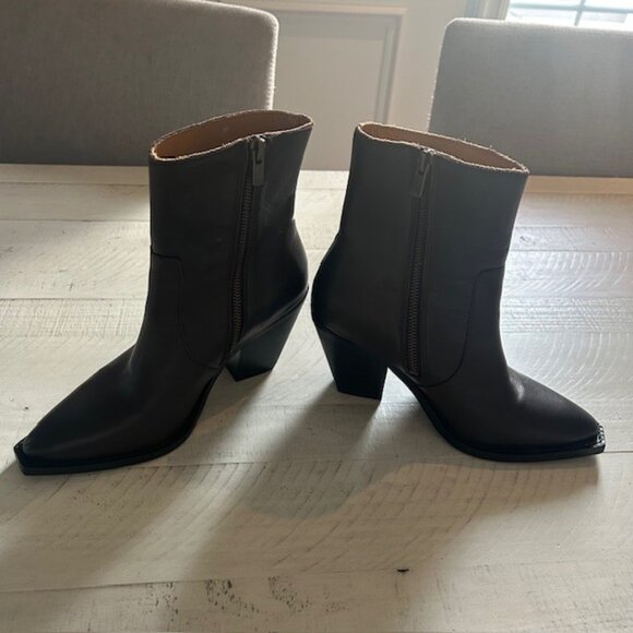 Sister x Soeur Zola Booties - Picture 5 of 5